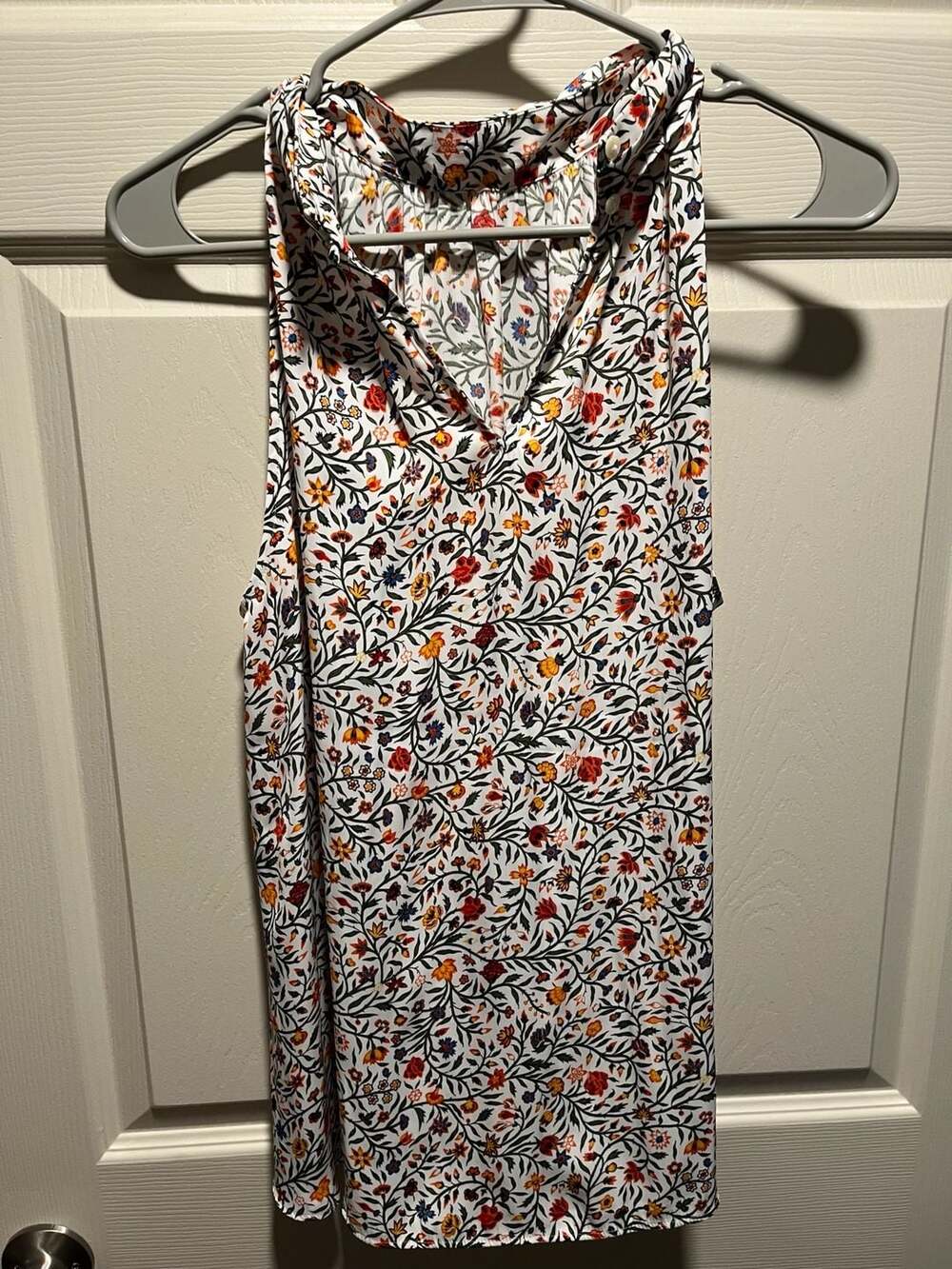 Ann Taylor Factory Floral Vine Print Sleeveless Blouse, Size M